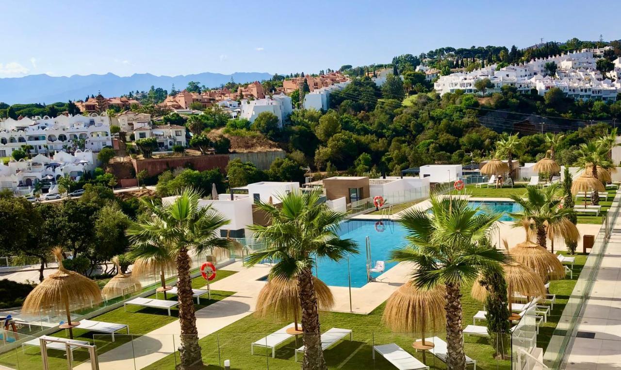 Modern Apartment In Front Of Cabopino Golf Marbella Eksteriør billede