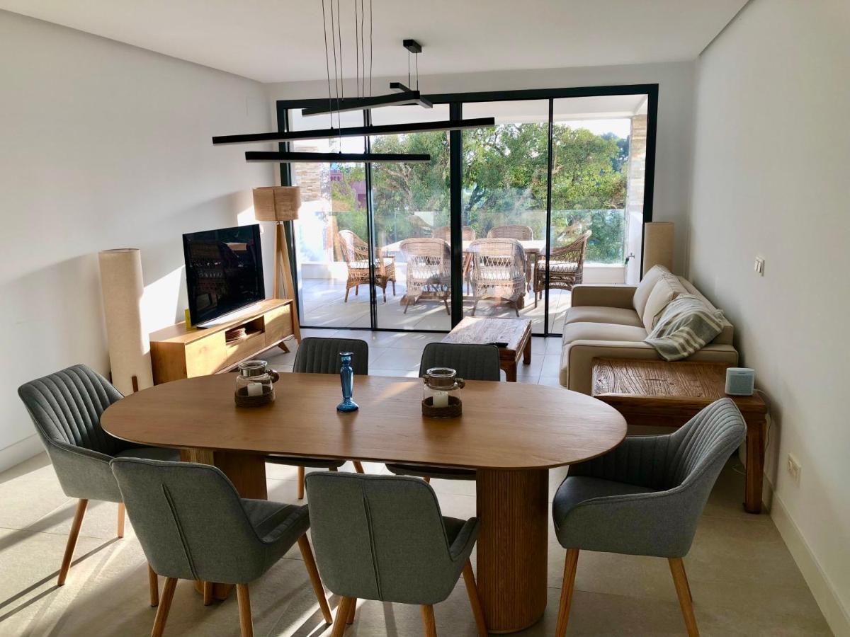 Modern Apartment In Front Of Cabopino Golf Marbella Eksteriør billede